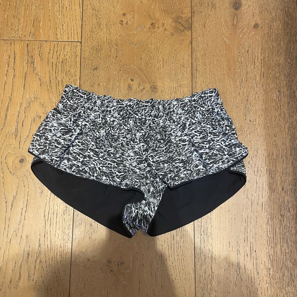 Lululemon reversible short